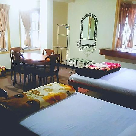 The Crystal Castle Hotel Nuwara Eliya Ngoại thất bức ảnh